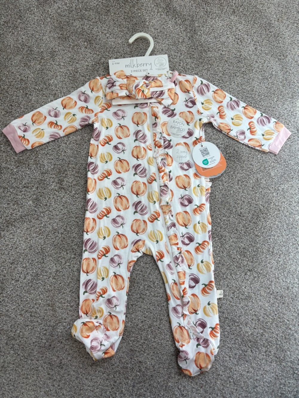 NWT Milkberry Baby Girl Bamboo Pumpkin Fall Sleeper Footie 6-9 months